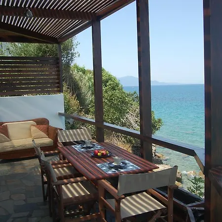Asmini Pefki (Evia)