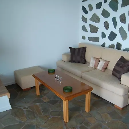 Holiday home Asmini