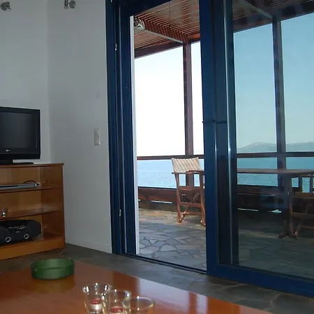 Asmini Holiday home *