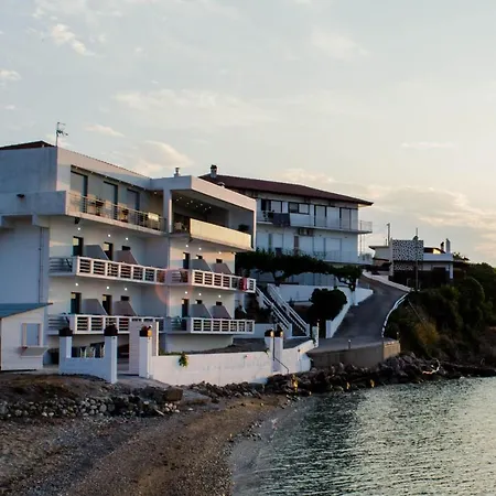 Asmini Semesterbostad Pefki (Evia)